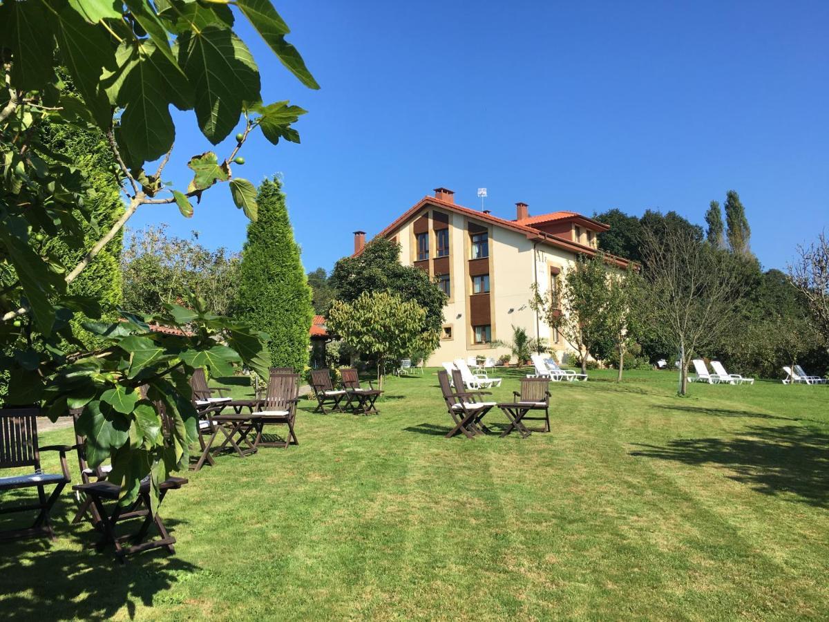 Apartamentos Rurales L'Arquera Llanes Kültér fotó