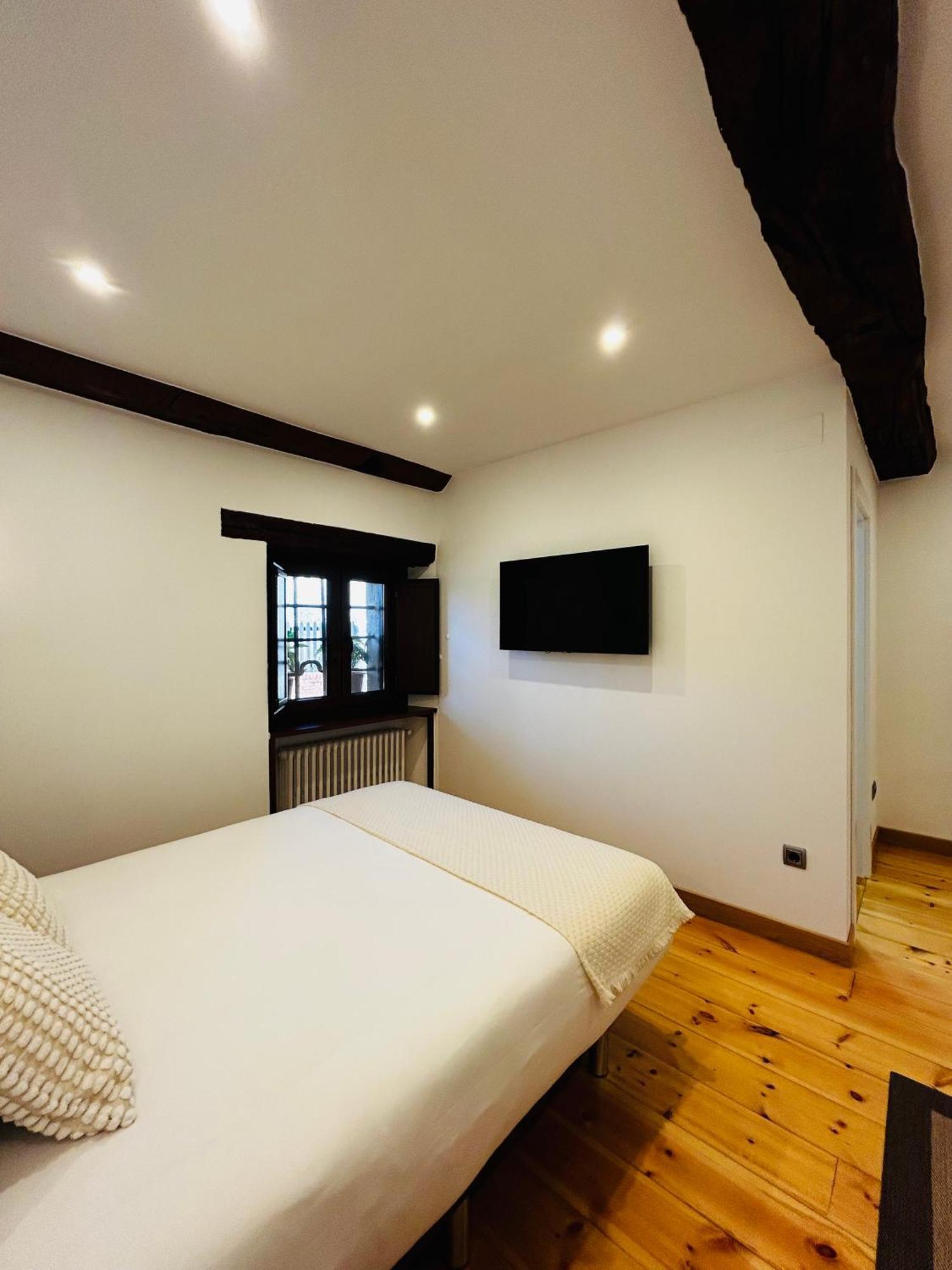 Apartamentos Rurales L'Arquera Llanes Kültér fotó