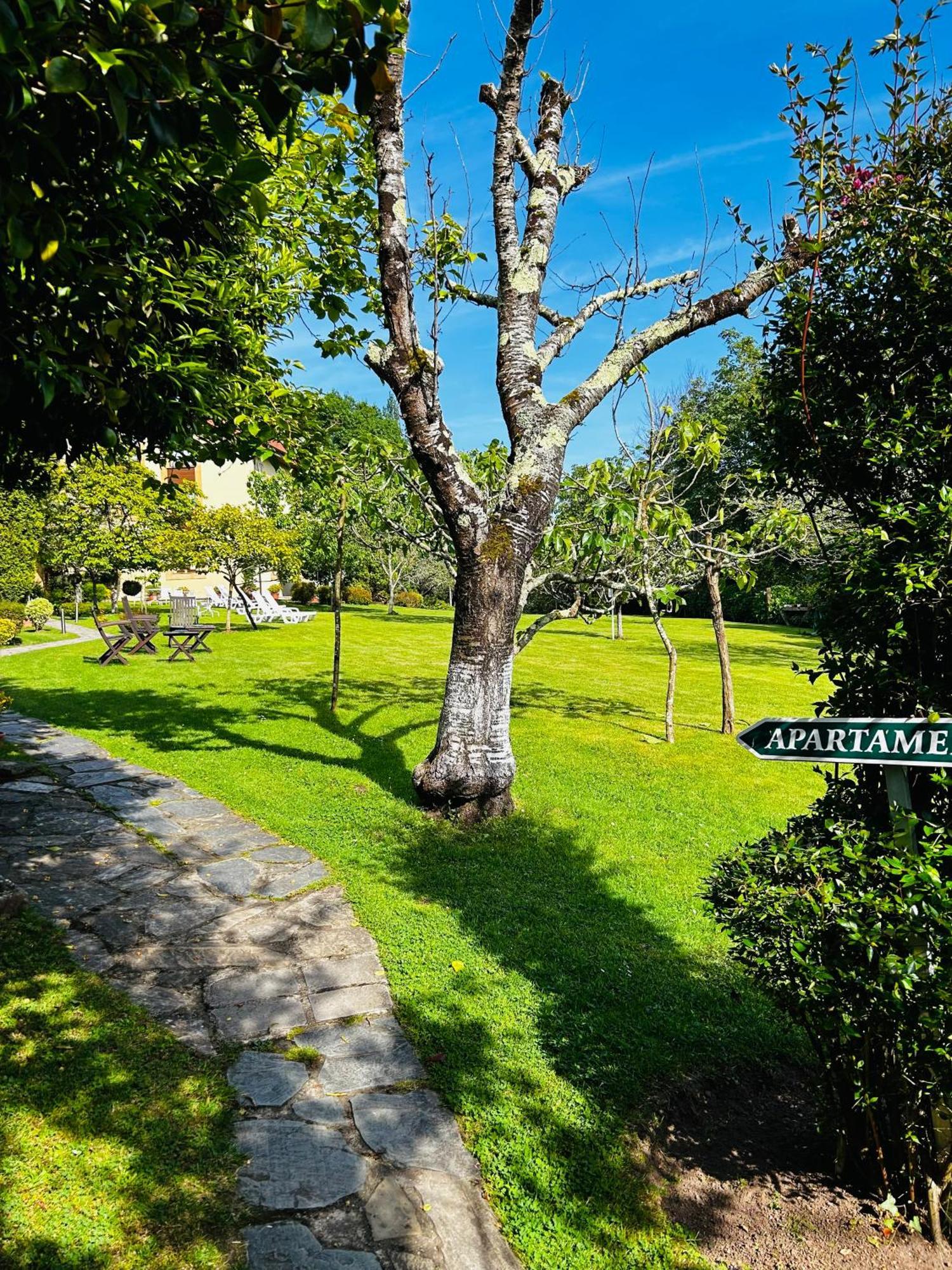 Apartamentos Rurales L'Arquera Llanes Kültér fotó